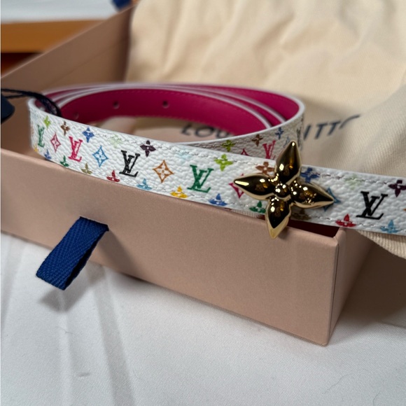 Louis Vuitton Accessories - LV x TM Multicolor Mini Flowergram 15mm
Reversible Women’s Belt